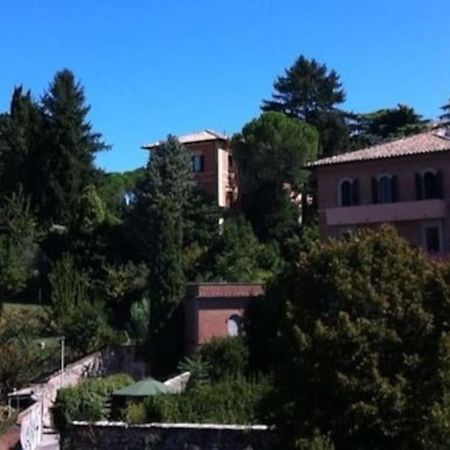 Appartamento Il Profumo del Lauro Perugia Esterno foto